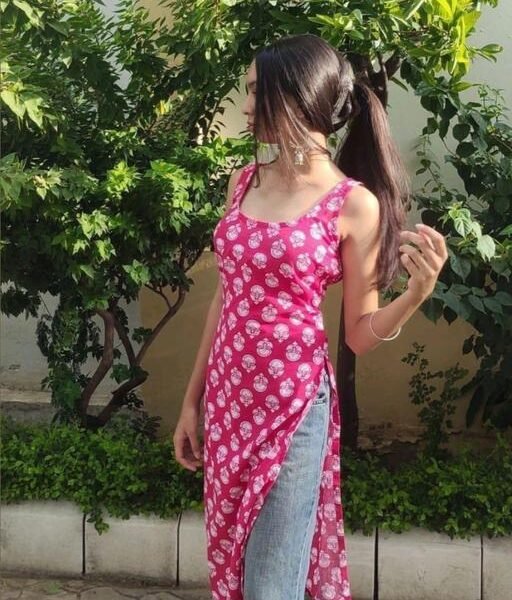 Women's Rayon Floral Printed Regular Fit Sleeveless kurti Sleeveless kurti for Girls