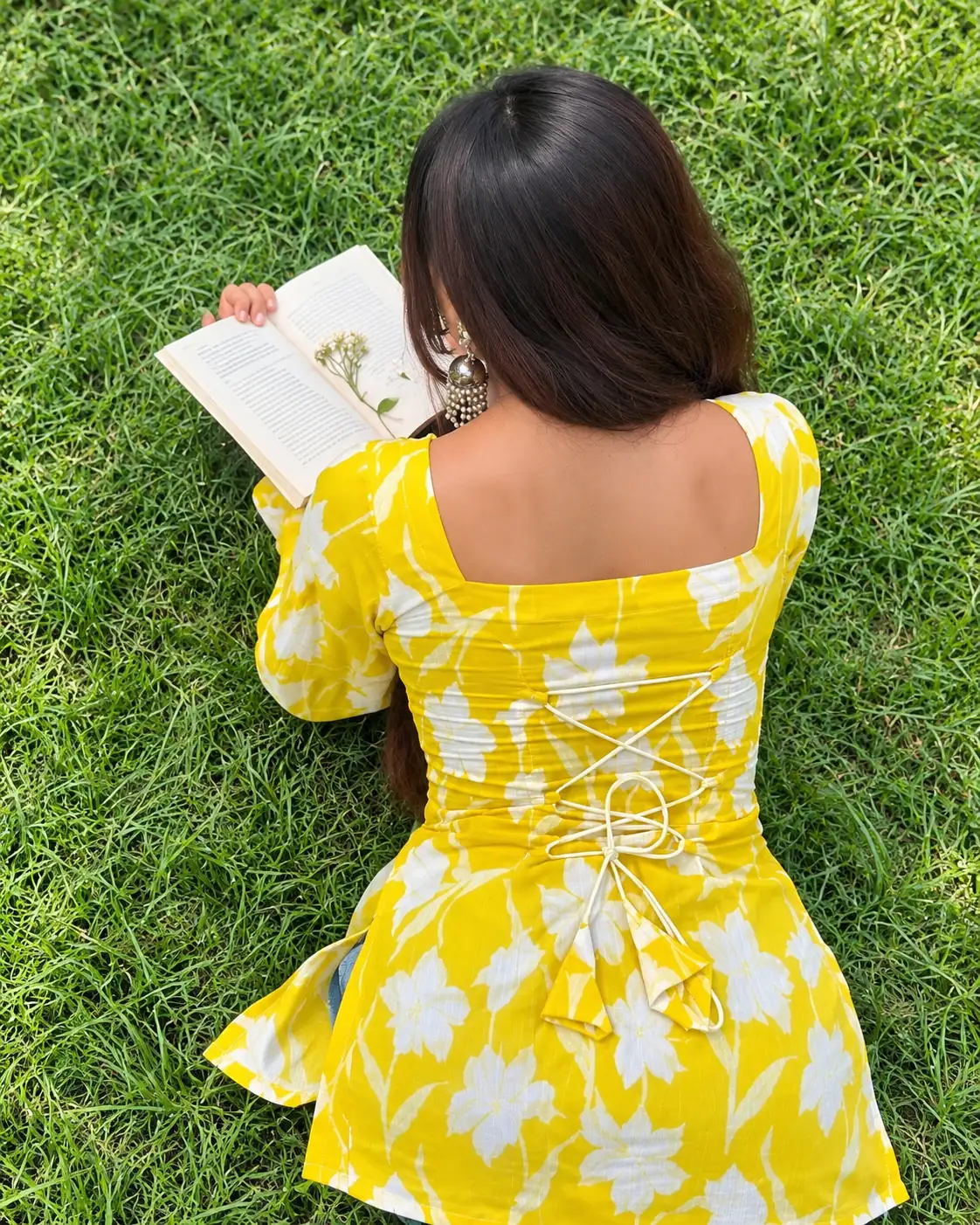 Yellow Printed Cotton Blend Corset Back Short Kurti for Women - Image 2
