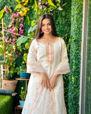 White Floral Embroidered Kurta Pant Set for Women, Party Wear