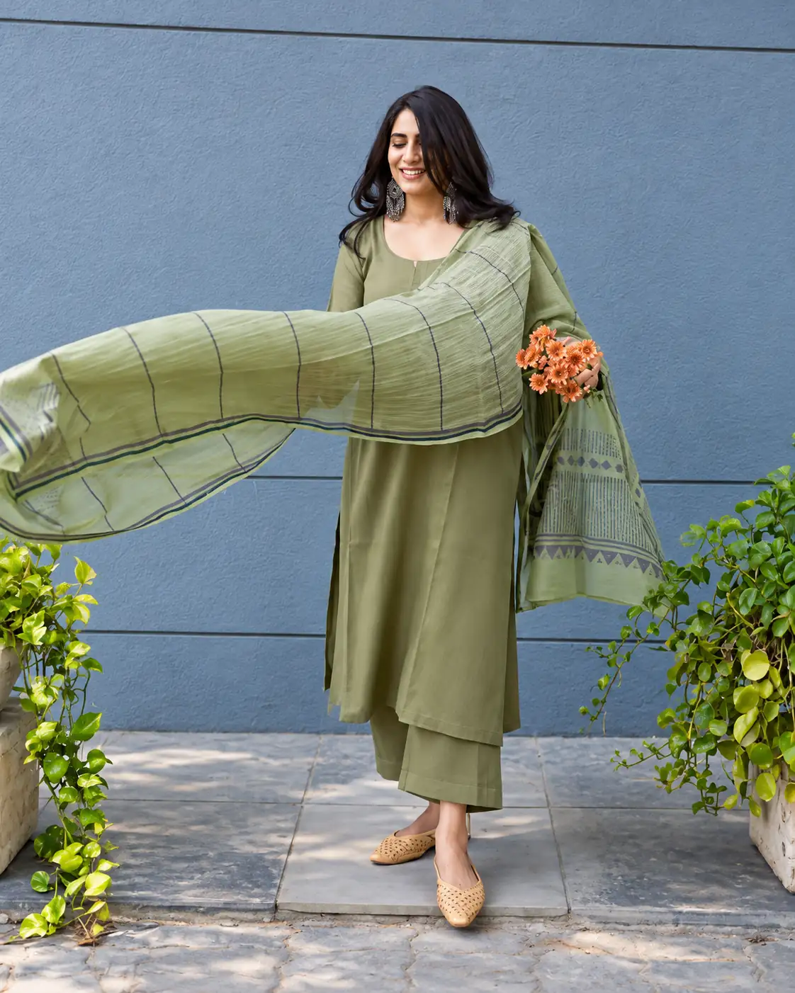 Green Rayon Cotton Kurti Pant Dupatta Set for Women, Daily Wear - Image 2