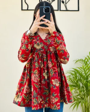 Maroon Floral Rayon Short Kurti Top for Women, Waist Tie-Up