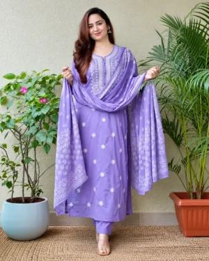 Women's Lavender Embroidered Kurta Set with Pants & Dupatta – 3 Piece Ethnic Suit